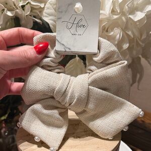 Hive and Co Cream Hair Bow / large scrunchie with Pearls , beautiful NEW